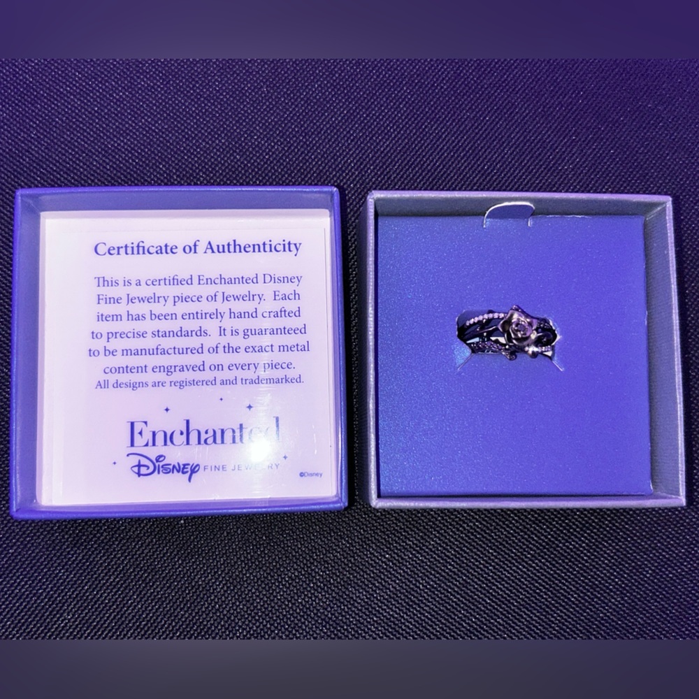 DISNEY Enchanted Maleficent Ring - Picture 5 of 7